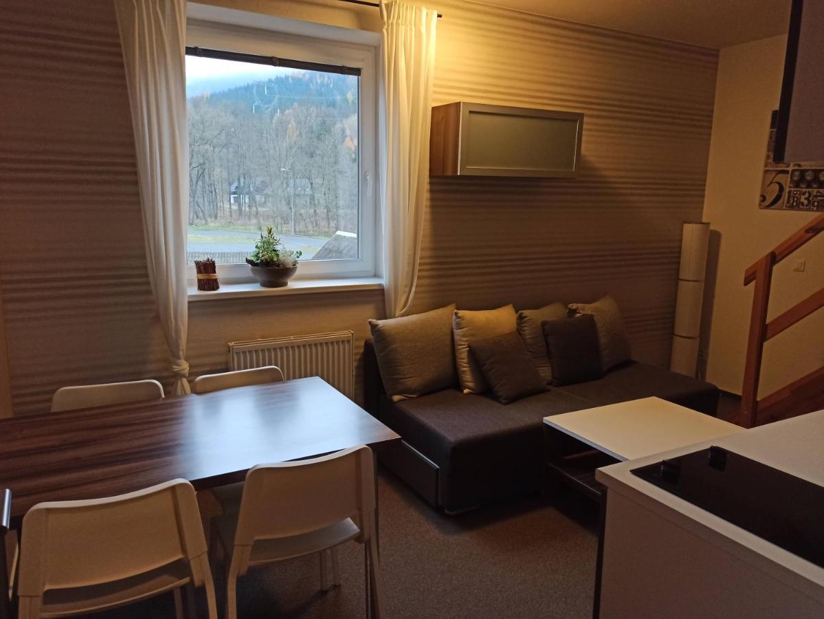 Mezonetovy Apartman Kouty Nad Desnou Appartement Loučná nad Desnou Buitenkant foto